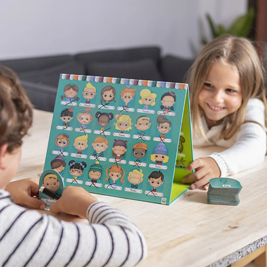 Who Is Who 《誰是誰》可翻轉棋盤策略遊戲